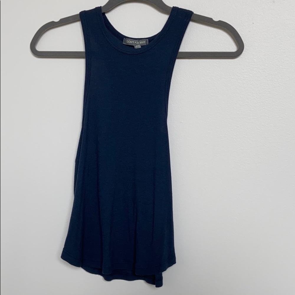 Small vertical ribbed tank top